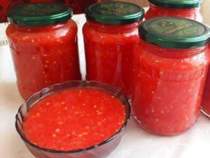 TOP 8 jednostavnih recepata za kuhanje rajčice za zimu kod kuće