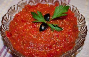 TOP 7 recettes simples et délicieuses pour faire du caviar de poivre pour l'hiver