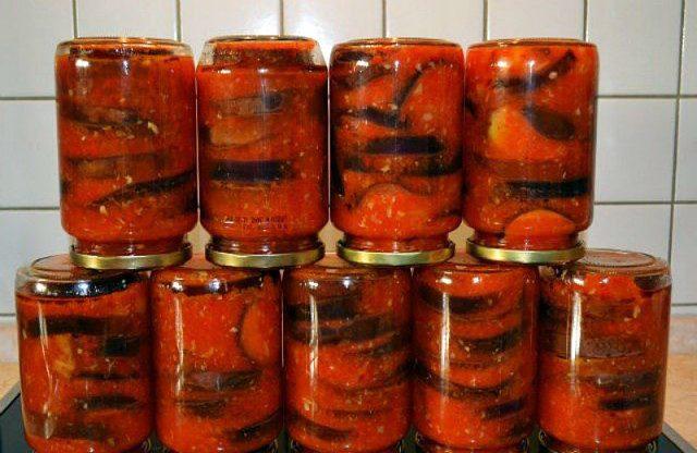 munakoiso kimaltele tomaattikastiketta
