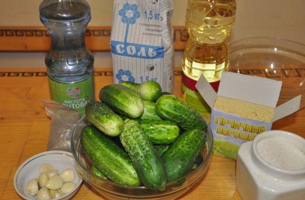 komkommers met mosterd