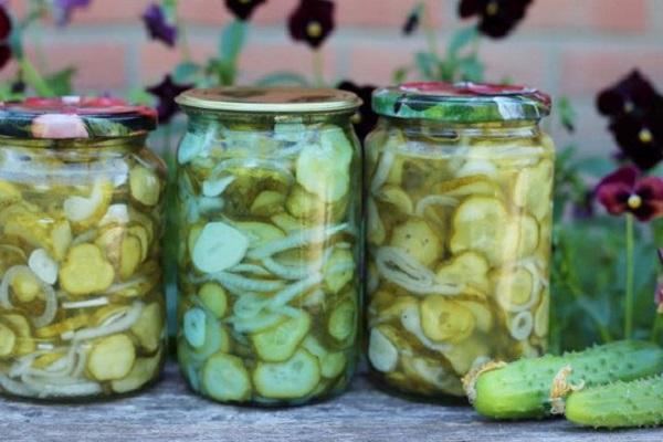 cucumbers with onions