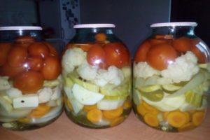 La migliore ricetta per arrotolare verdure assortite: cetrioli, pomodori e zucchine per l'inverno