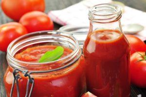 Jednoduchý recept na rajčatový dresink na zimu doma krok za krokem