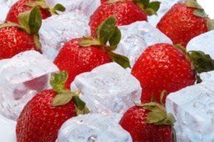 How to properly freeze strawberries at home for the winter