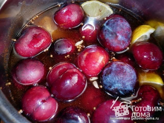 plums with lemon
