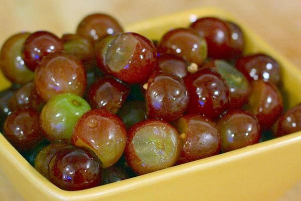 marynowane winogrona