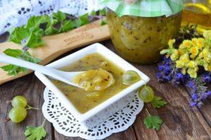The original recipe for making gooseberry jam with mint for the winter