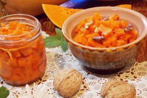 Ang nangungunang 11 mga recipe para sa sunud-sunod na pagluluto ng jam ng kalabasa na may pinatuyong mga aprikot