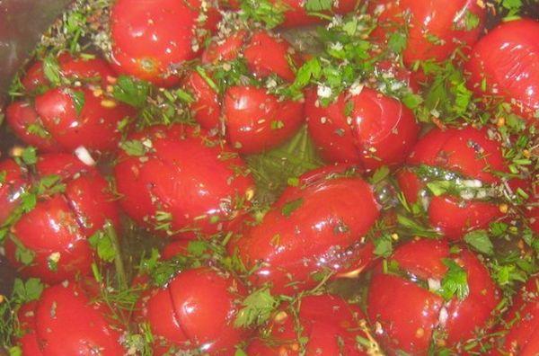 tomates con hierbas