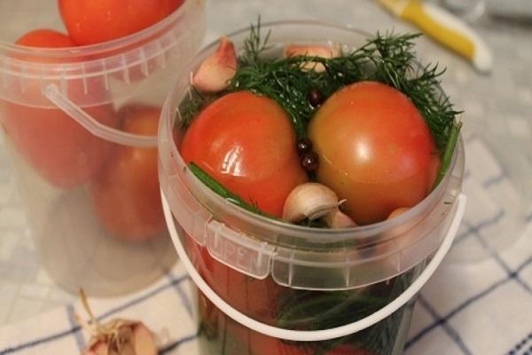 pickling tomatoes