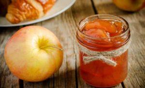 TOP 3 opskrifter til fremstilling af søde æble marmelade til vinteren