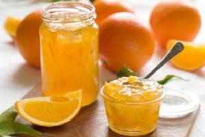 Recipe para sa paggawa ng aprikot na jam na may dalandan para sa taglamig