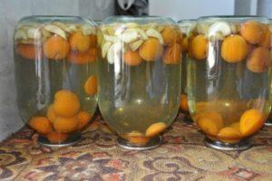 TOP 2 recipes for compote from vents with seeds for the winter