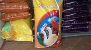 Reglas para la alimentación de piensos compuestos Purina para pollos de engorde.