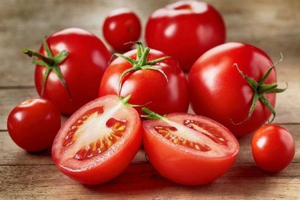 tomates rojos