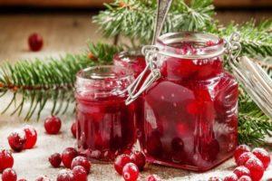 4 besten Rezepte für die Herstellung von Cranberry-Marmelade für den Winter