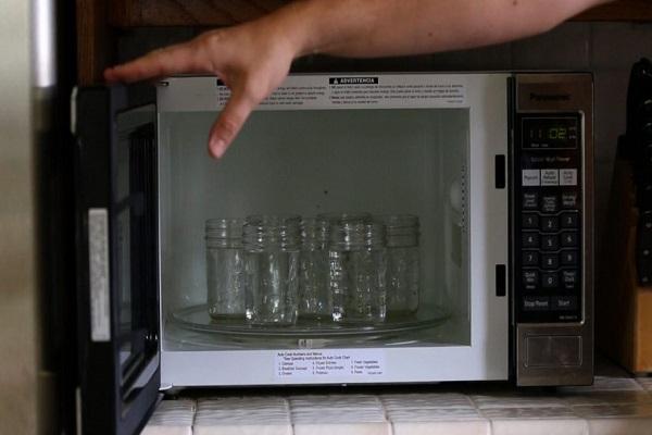 cans in the microwave