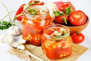 Schritt-für-Schritt-Rezepte zum Kochen von Gemüse in Tomatensaft für den Winter