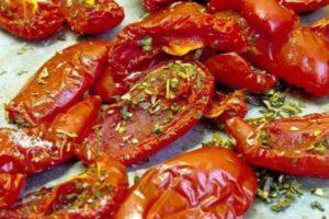 TOP 4 sätt att laga torkad paprika för vintern hemma