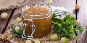 Top 8 quick 5-minute gooseberry jam recipes for the winter